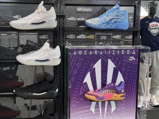 安踏全球化迈出关键一步在北美市场的正面较量开始了