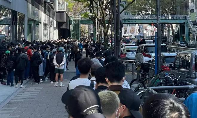 被山寨围攻的老鞋王悄悄拿下300亿(图23)