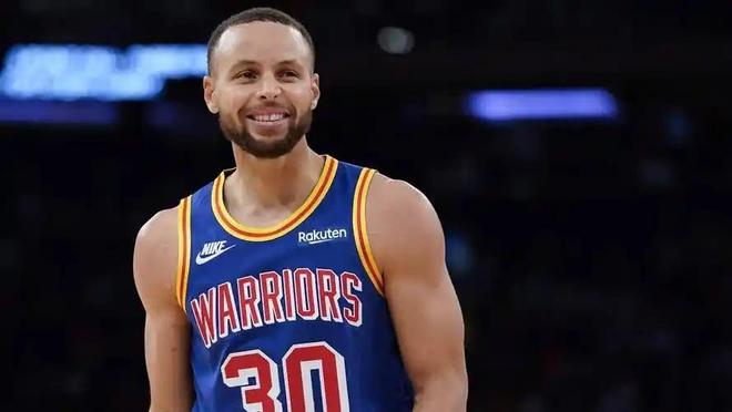NBA一夜｜六巨星失去评奖资格詹东合体战掘金布克送球鞋