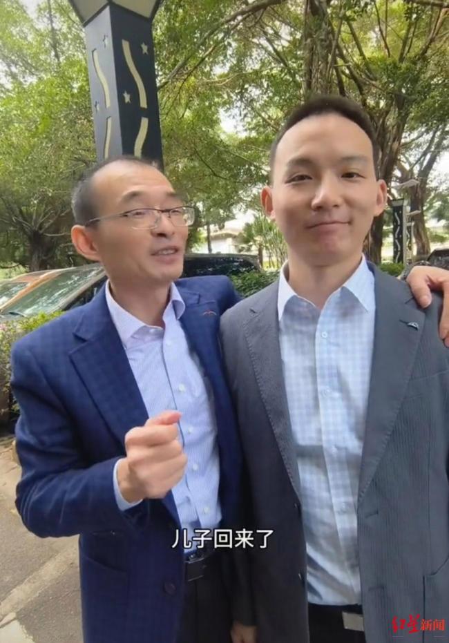 九游体育：解清帅到场见证谢岳父子团圆感人瞬间触动人心