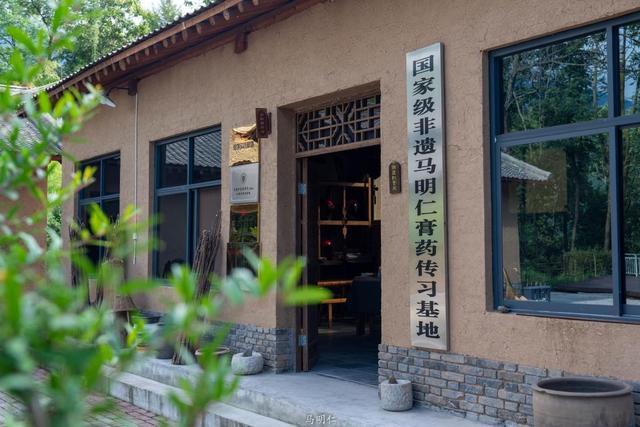 九游app：搭上国潮东风非遗焕活生命力(图4)
