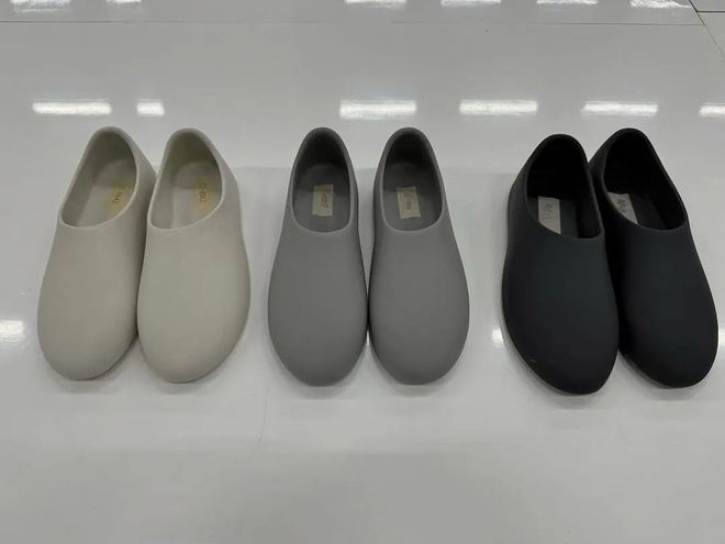 鞋履的未来形态由「旧YEEZY」和「新Donda」定义？(图18)