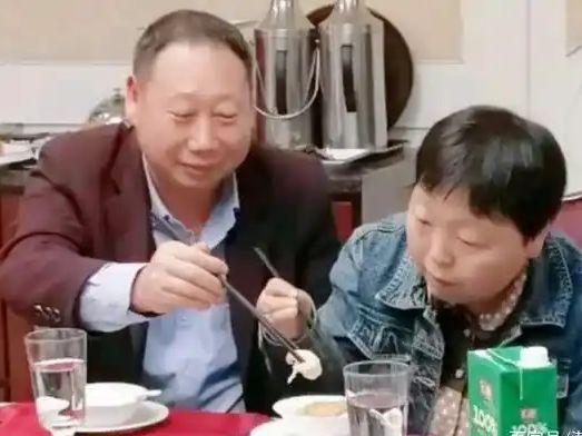 郭威一人三户还新鲜吗？网友：大漂亮有三个生日和三个名字