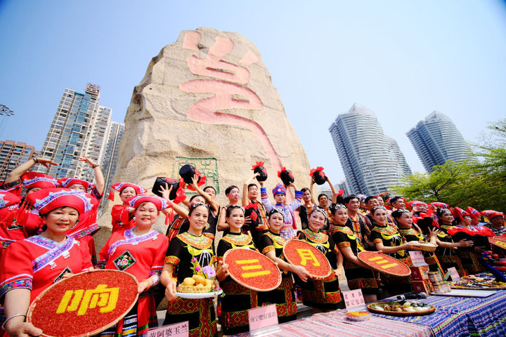 千年歌圩唱“潮音”——从“广西三月三”看传统节庆激发新活力(图7)