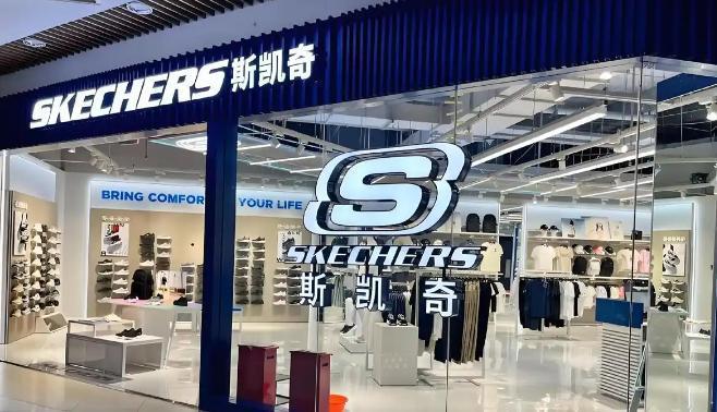 “闷声发财”的美国运动品牌：年入654亿元在中国开出3500家店