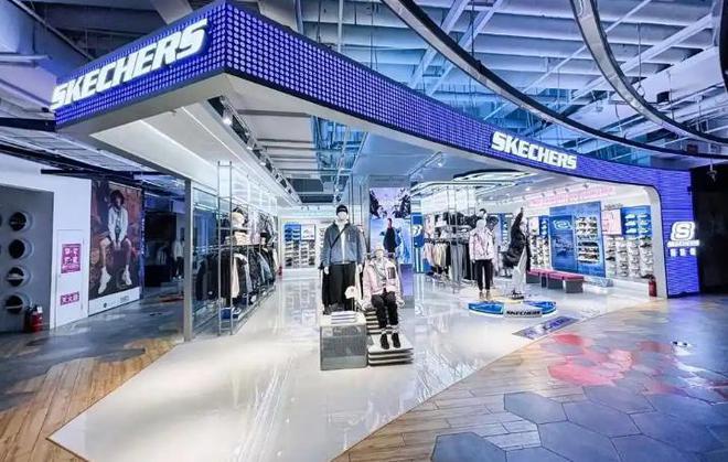 “闷声发财”的美国运动品牌：年入654亿元在中国开出3500家店(图8)