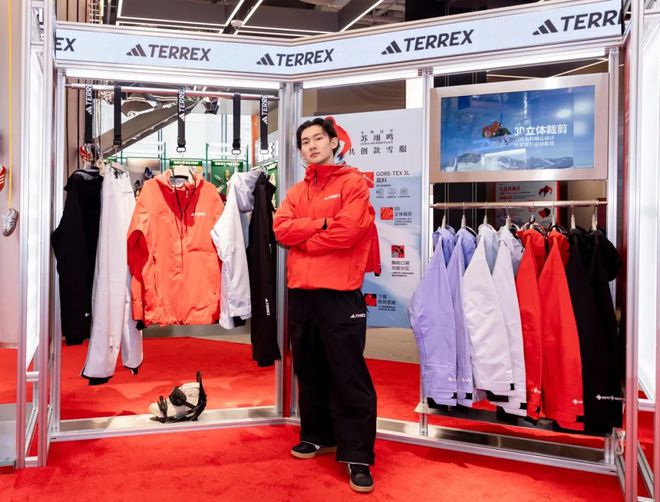 九游app入口：卸下压力阿迪达斯的品牌叙事风格变了(图10)