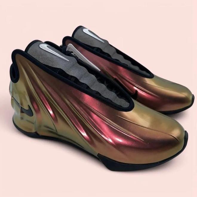 NikeGTFuture高清近照！质感太夸张了！(图2)