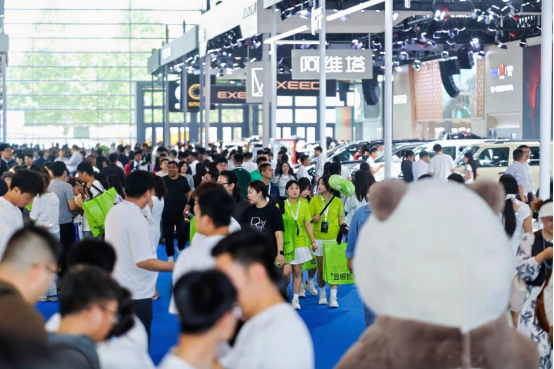 消费提振助商惠民创造未来不止于车2025第十七届西安五一车展盛大启幕(图8)