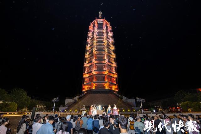 文化中国行｜国潮遇见科技燃动“五一”夜游经济(图2)