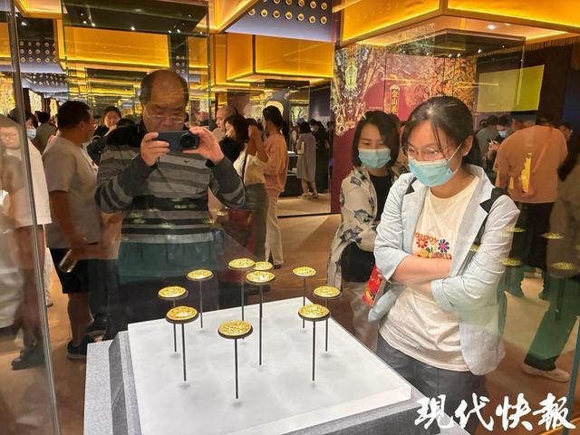 文化中国行·新国潮新青年｜从新型“社交货币”看年轻人与传统文化的双向奔赴(图2)