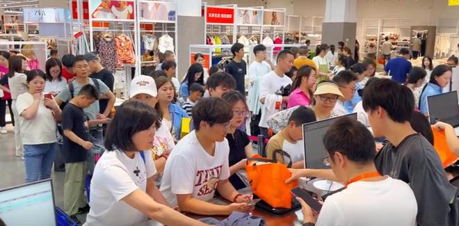 九游app：胖东来寄出律师函“胖都来”回应解释名字由来！(图3)