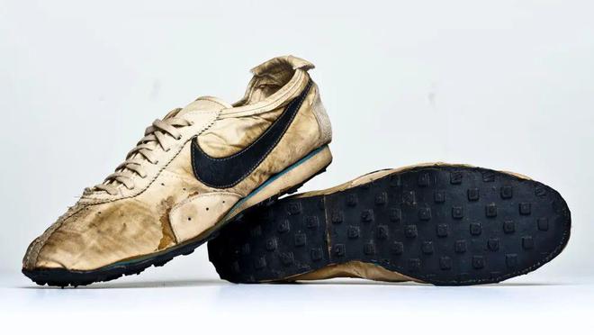 复刻我懂但Nike为何要复刻「古董」？