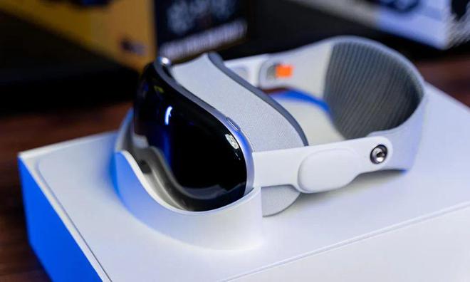 九游app：AirMax的「广州夜」？(图2)