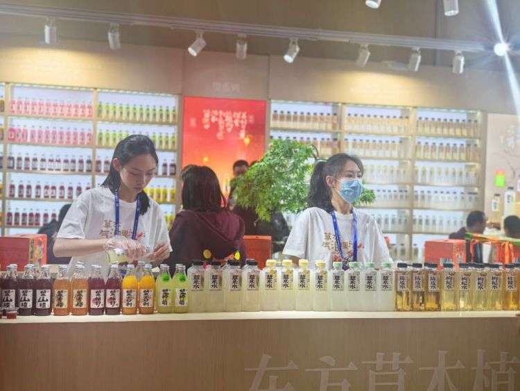 文化新观察文化赋能经济社会发展系列谈｜传统引领“新国潮”(图3)