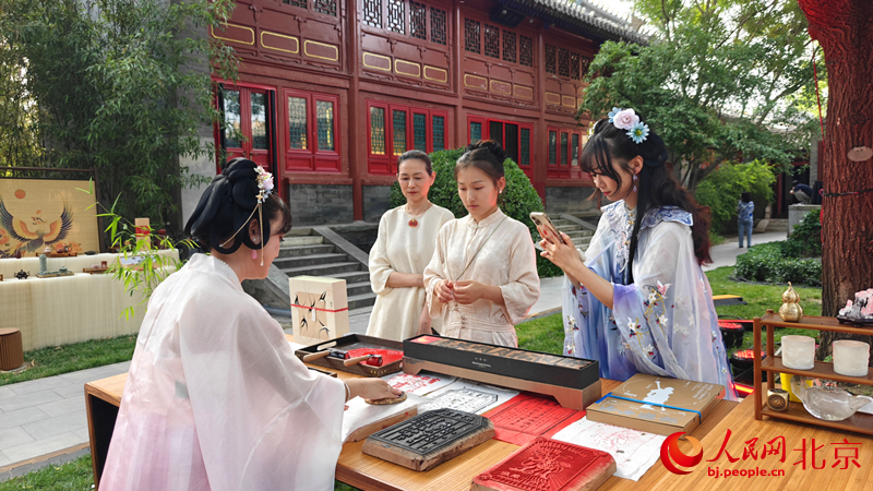 九游体育：集品茶、听戏、体验、消费于一体北京朝阳国际茶香文化周启动(图3)