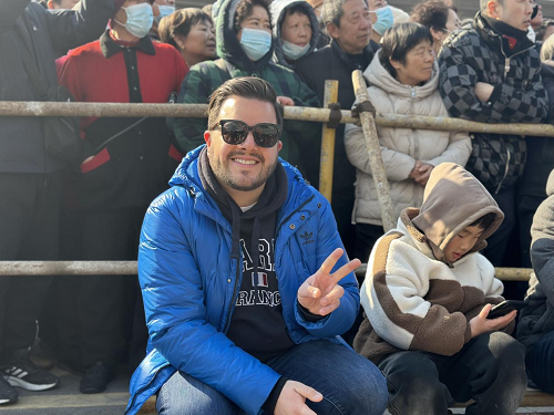 传统民俗与国潮碰撞万人共赏文化盛宴(图2)