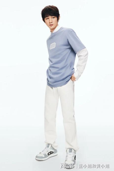 九游app：DIORB57经典百搭运动鞋(图6)