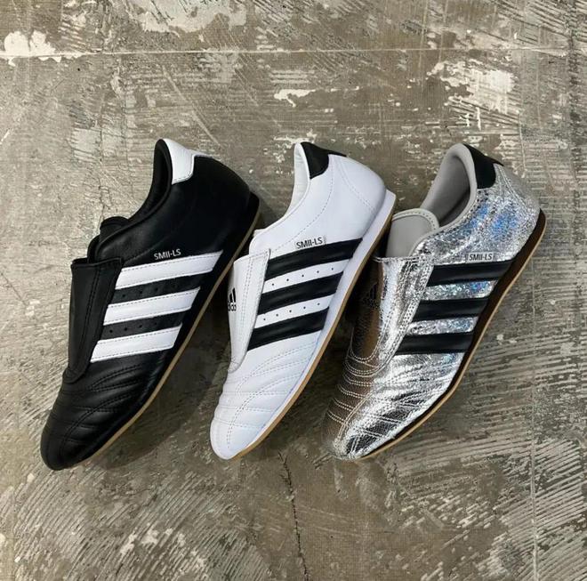 当「液态银」成春夏潮人招牌色这4双sneakers值得一冲！(图16)