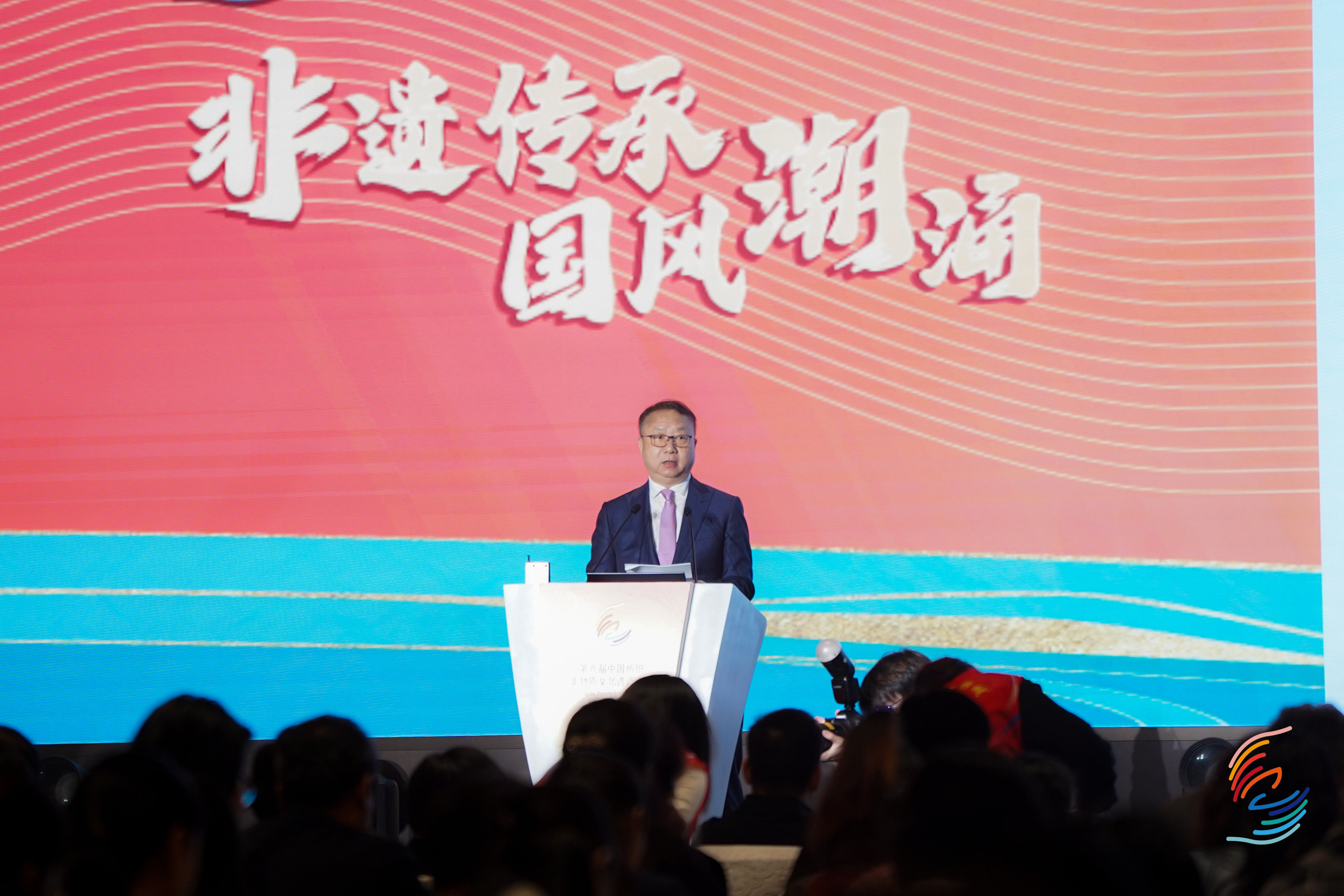 孙瑞哲：非遗元素融入国风国潮成纺织产品重要IP来源