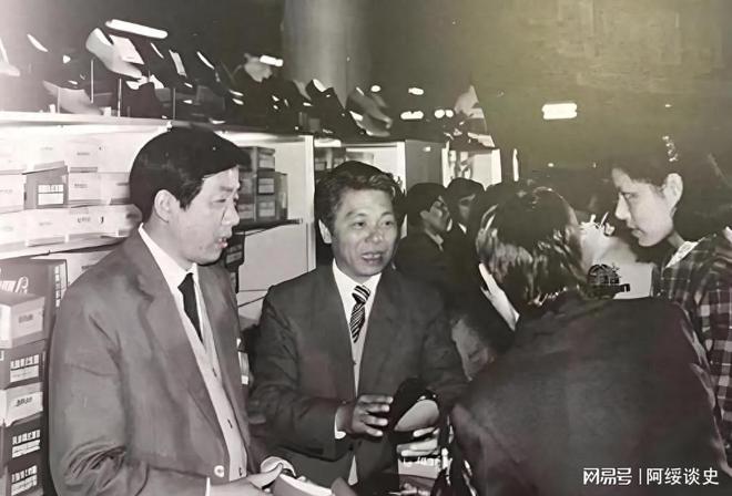 打败皮鞋的并不是另一双皮鞋！正在被时代抛弃