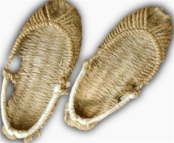 九游体育：从古代鞋子的发展历史浅析“炒鞋”会对品牌鞋业产生什么影响(图2)