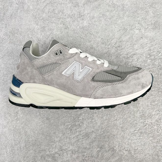 余文乐联名NB990v2复古潮鞋的独特魅力解析