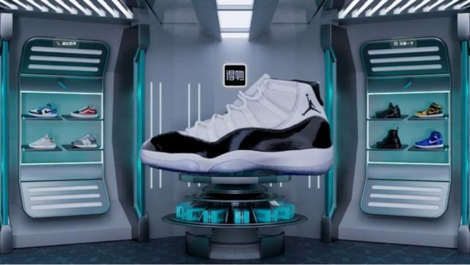 得物App3D球鞋博物馆亮相两博会打造沉浸式消费新体验