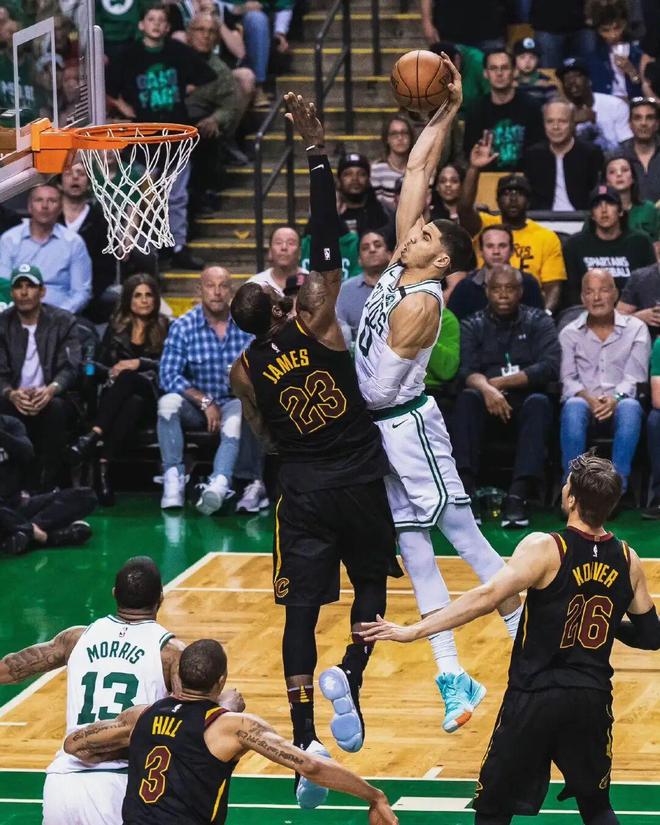 九游体育：40战靴来了！越来越没辨识度