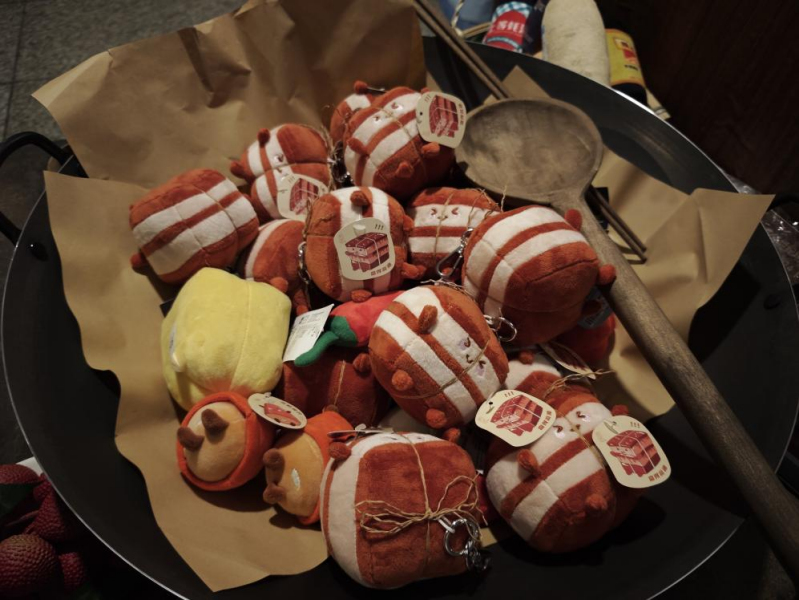 九游体育：新华网文化观察丨2024年那些火出圈的文创(图4)