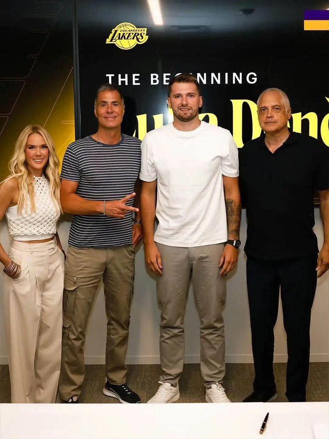 九游app：黑马！超强进化！个人签名鞋！快来了