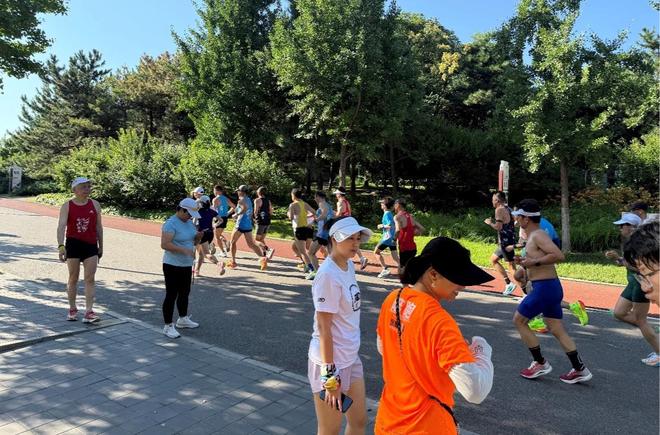 跑步市场细分升级滔搏布局“押宝”多品店