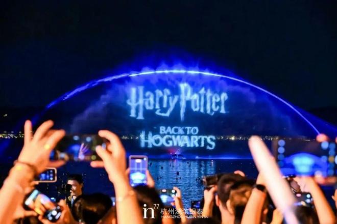 杭州首个二次元商圈这3个商场被挤爆了！(图17)