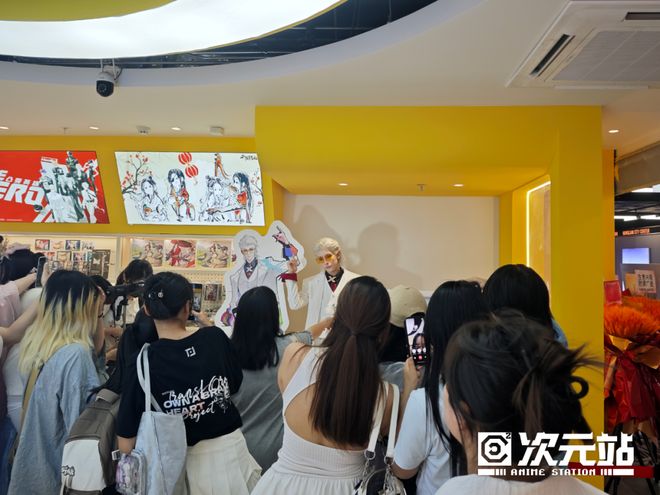 杭州首个二次元商圈这3个商场被挤爆了！(图15)