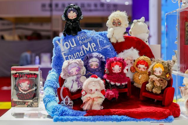 九游app入口：超人气IP登陆进博会潮玩品牌打造国际化潮流引力场丨进博直击