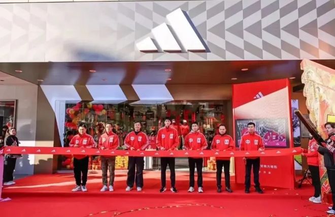 阿迪达斯“十年连增”背后：如何真正深入拥抱一个市场？Morketing洞察(图5)