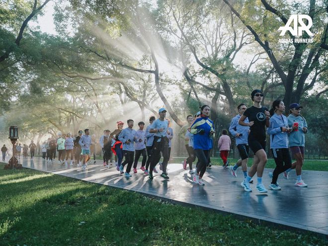 阿迪达斯“十年连增”背后：如何真正深入拥抱一个市场？Morketing洞察(图7)