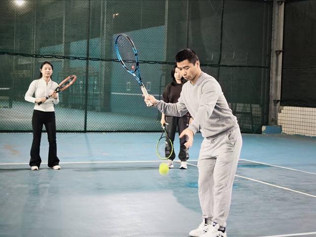 九游体育：学习正当时！成都全龄学堂青年夜校引领都市生活新潮流(图6)