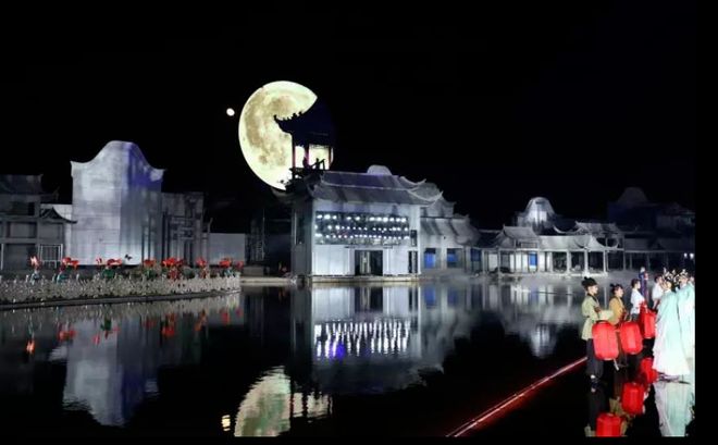 现象研究戏曲文创的传播突围与文化迷思——以《牡丹亭》为例(图10)