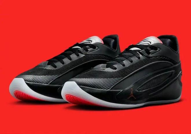 5代战靴！首次曝光！毫无新意啊(图4)