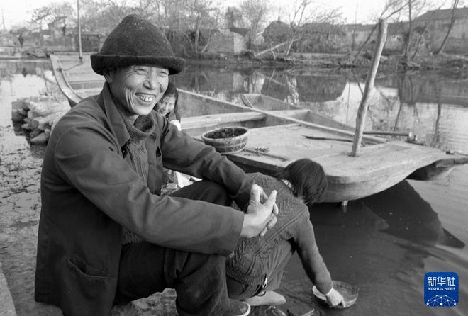 九游体育：时光相册·当年流行｜冬天了还记得它曾经带来的温暖吗？