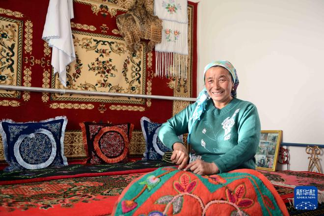 九游体育：时光相册·当年流行｜冬天了还记得它曾经带来的温暖吗？(图8)