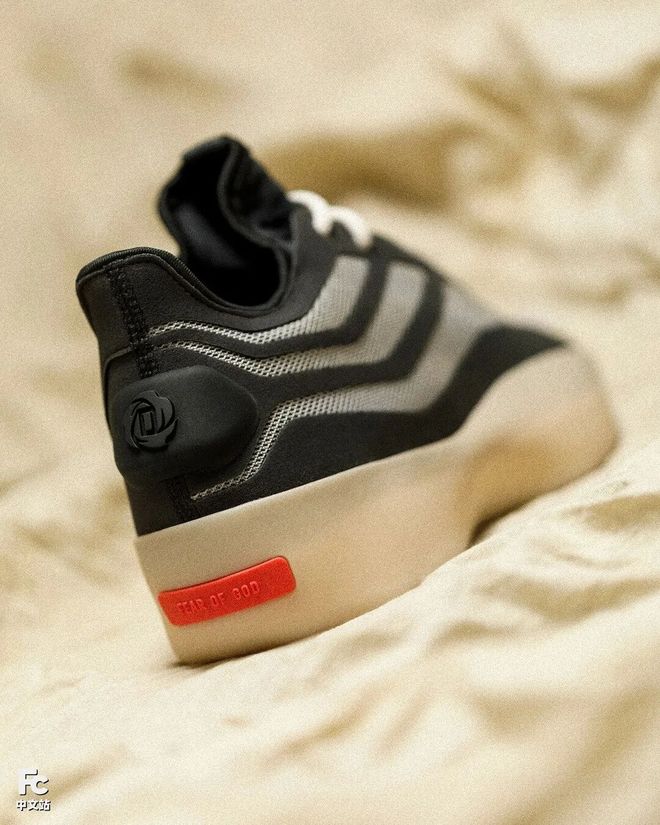 没想到！这双「罗斯战靴」刚发售就绝版了……(图6)