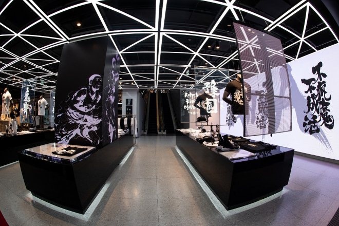 安踏力推“品类制”说要通过商品内容引起年轻人共鸣(图4)