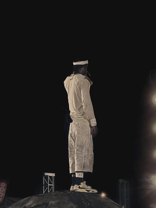 九游app：重磅：Snkrs球鞋排行榜出炉了！猜猜第一是谁(图5)