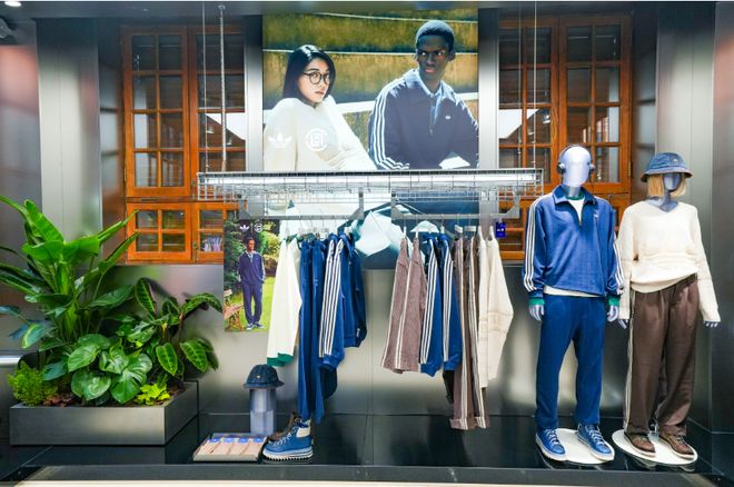 九游app：adidasOriginals全新概念张园店来了！试运营首日销售额全国第一(图7)