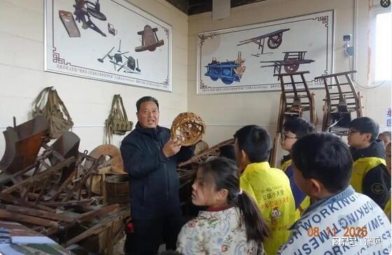 药香与田埂间的长征——段双奇的文化坚守(图4)