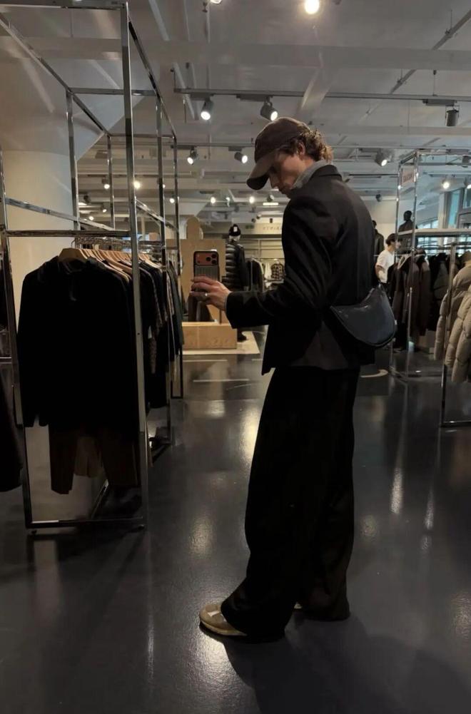 九游app：小帅们的2025年度单品你也来看看吧！(图10)