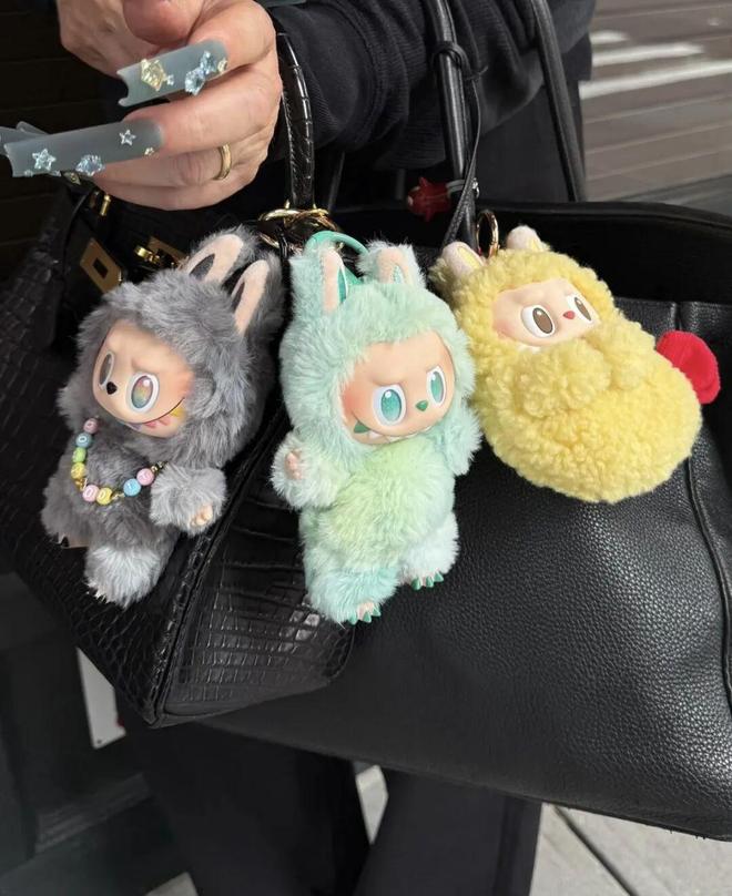 九游app：小帅们的2025年度单品你也来看看吧！(图27)