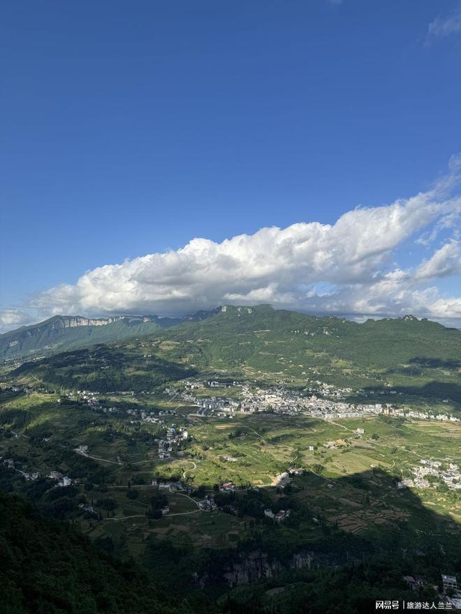 去恩施旅游5天4晚人均价格恩施本地导游电话推荐(图2)